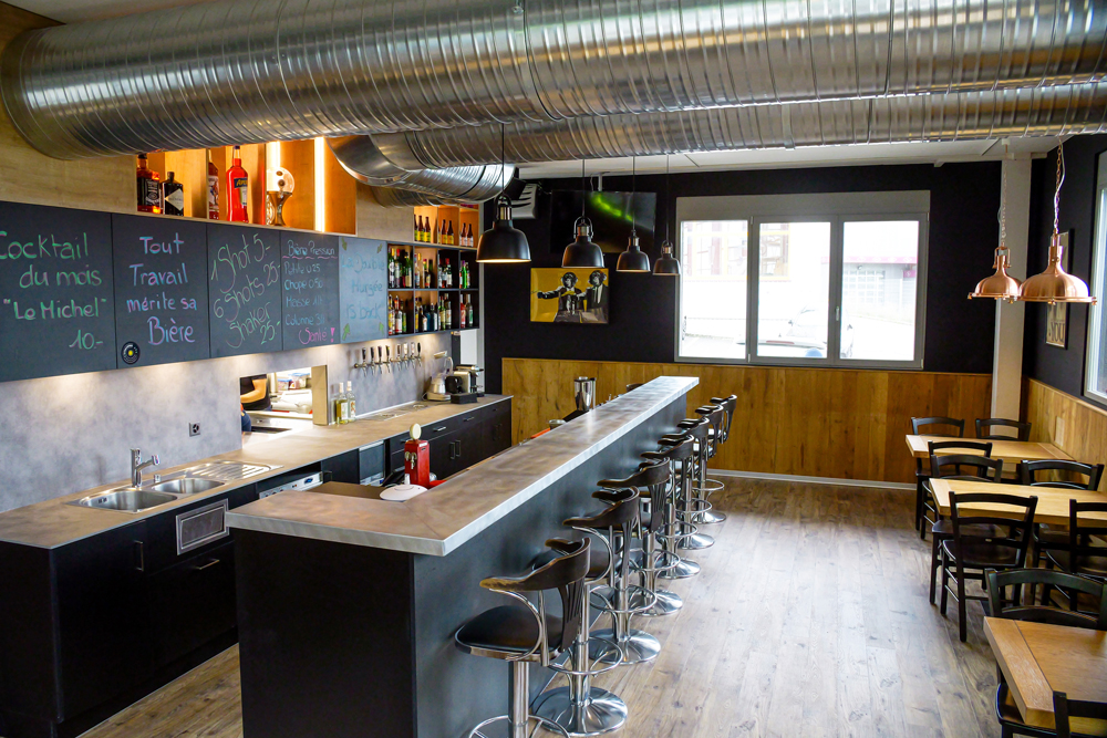 Bar-a-biere-intérieur